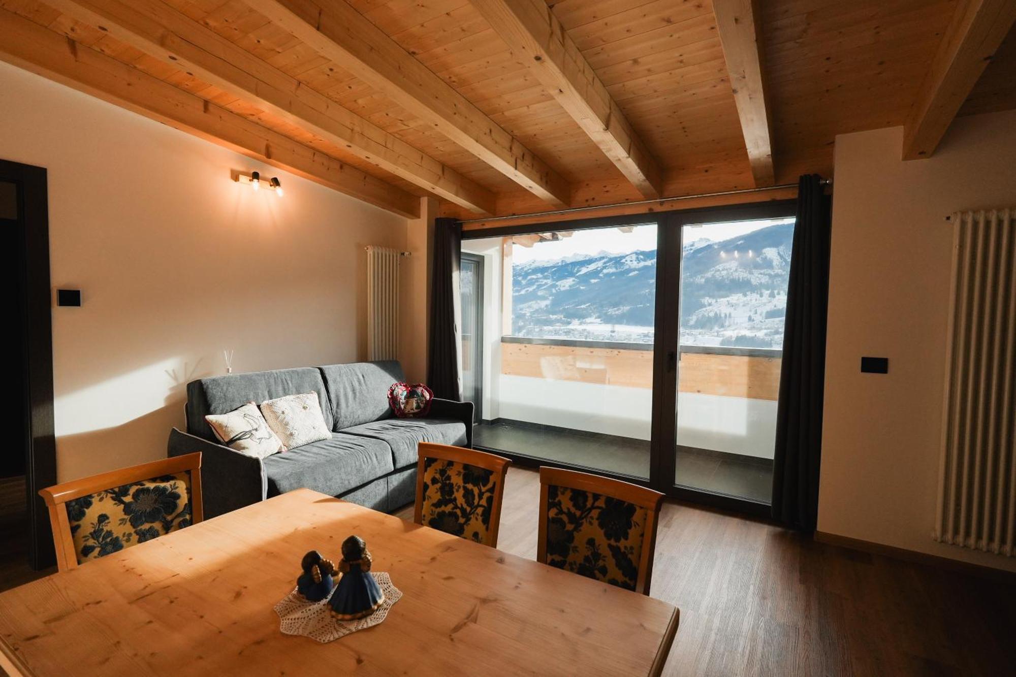 Mountain Deluxe 27 Apartments Con Wellness Cavalese Eksteriør billede