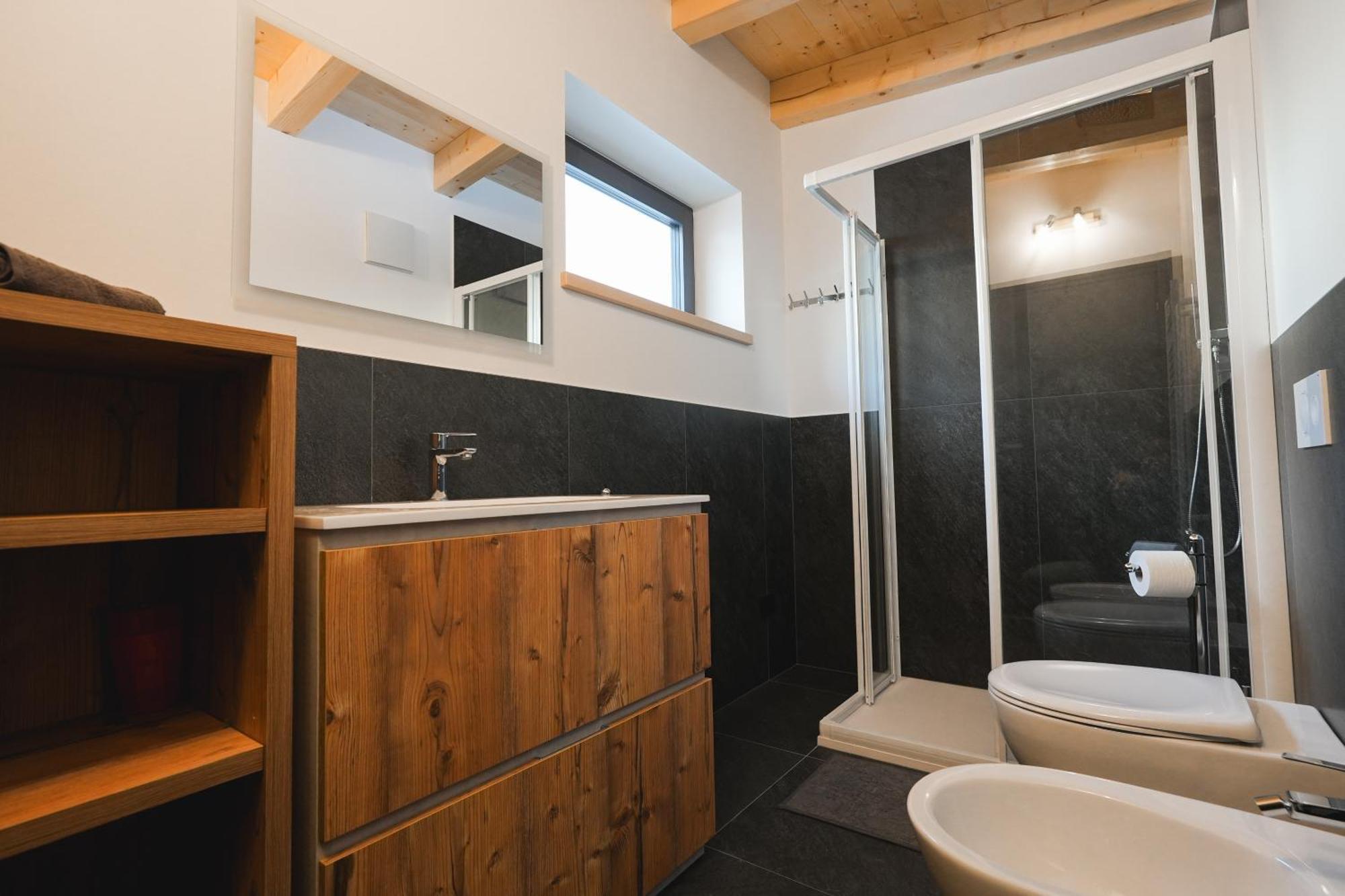 Mountain Deluxe 27 Apartments Con Wellness Cavalese Eksteriør billede