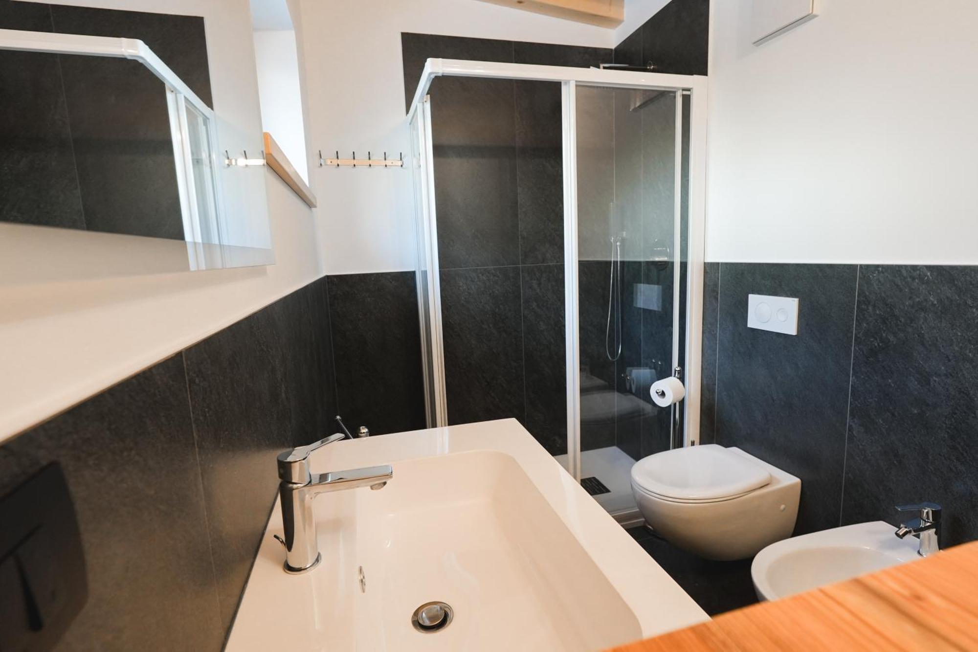 Mountain Deluxe 27 Apartments Con Wellness Cavalese Eksteriør billede